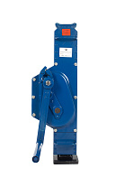 Домкрат реечный TOR ДРН 5000 5 т с низким подхватом и обрезиненной ручкой