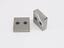 Комплект ножей для станков резки арматуры GQ40 PRO 83х83х26 (Blades Double Hole) (Z) Комплект ножей для станков резки арматуры GQ40 PRO 83х83х26 (Blades Double Hole) (Z)